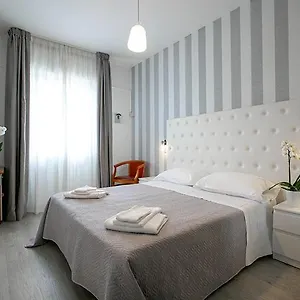 https://la-perla.riccione-hotels.org